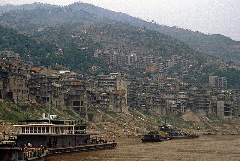 China-26-Seib-1986.jpg - Scenes along the river (© Roland Seib)