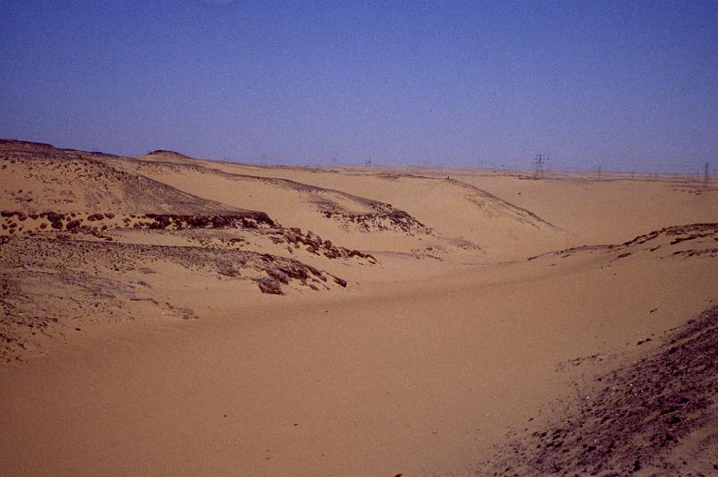 Egypt-18-Seib-1980.jpg - Desert (Photo by Roland Seib)