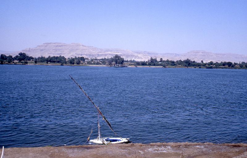 Egypt-19-Seib-1980.jpg - The Nile (Photo by Roland Seib)