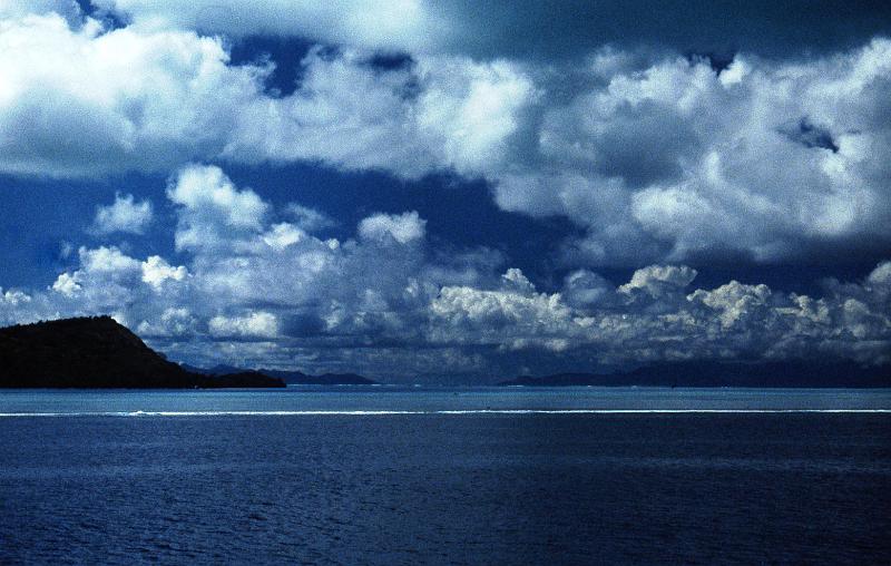 FranzPoly-13-Seib-1994.jpg - Arrival in Bora Bora (© Roland Seib)