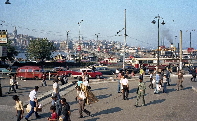 India-01-Seib-1978.jpg - Galata Bridge, Istanbul, Turkey (© Roland Seib)