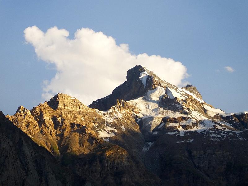 Northindia-29-Wagner-2015.jpg - Mountain ranges of Nun & Kun (photo by Jason Wagner)