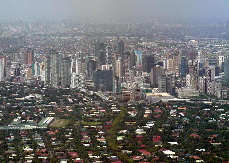 Philippines-96-Seib-2012.jpg - Makati City (Metro Manila), the financial center of the Philippines (Photo by Roland Seib)