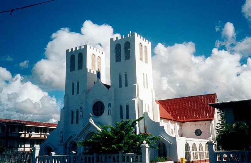 Samoa-12-Wiki-2000.jpg - Catholic Cathedral in Apia in 2000, demolished in 2011; Wikimedia Commons (source: http://en.wikipedia.org/wiki/File:Apia_Cathedral.jpg; accessed 3.1.2012)
