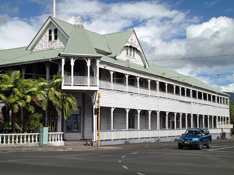 Samoa-14-Seib-2011.jpg - The old German Court House, Beach Road, built in 1902, used by the Court of Samoa until 2010; also the place known as Black Saturday. On 28.12.1929 New Zealand military police fired on a peaceful procession of Mau protesters. Up to 11 Samoans and one NZ constable were killed (Photo by Roland Seib)