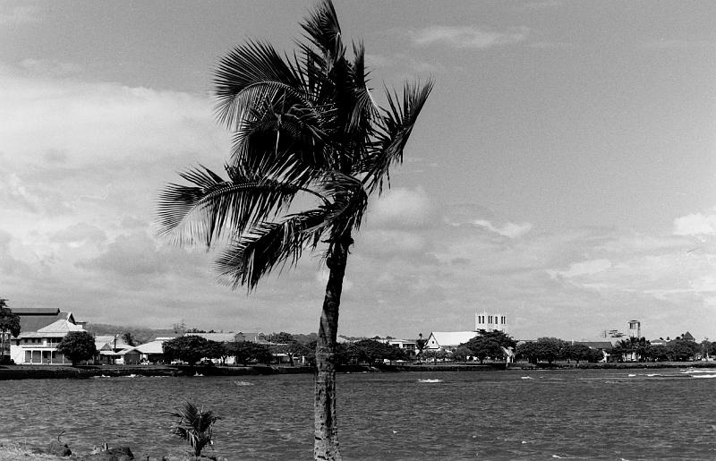 Apia-01-Hartmann-1971.jpg - Apia harbour (Photo by Frank Hartmann)(Explanations by Harry Lee, see: https://www.youtube.com/watch?v=cgzfkYAlAuw)