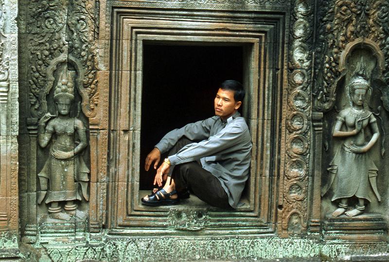 Cambodia-23-Seib-2001.jpg - ditto (© Roland Seib)