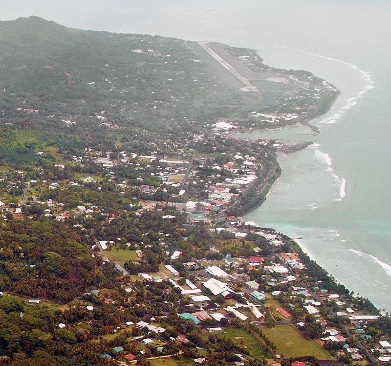 Cook-05-Seib-2011.jpg - Avarua, capital of the Cook Islands (Photo by Roland Seib)