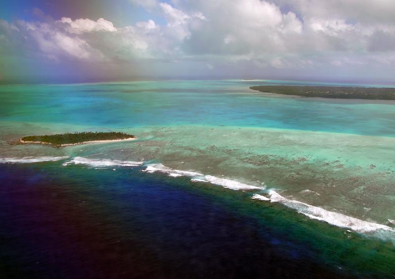 Cook-44-Seib-2011.jpg - Lagoon of Aitutaki (Photo by Roland Seib)
