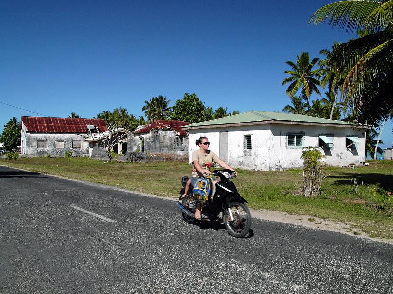 Cook-52-Seib-2011.jpg - Abandoned houses, main road (Photo by Roland Seib)