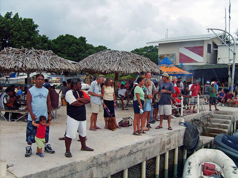 Fiji-etc-21-Feldmann-2006.JPG - Harbour, Majuro atoll, Marshall Islands (Photo by Martin Feldmann)