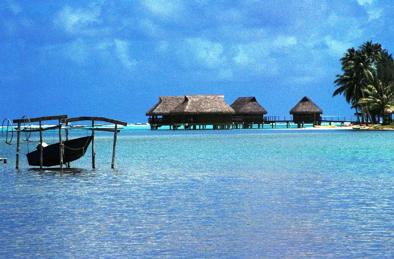 FranzPoly-04-Seib-1994.jpg - Resort Huahine (© Roland Seib)