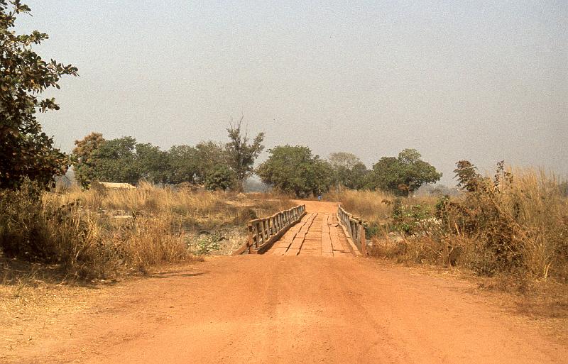 Guinea-17-Seib-1983.jpg - (photo: Roland Seib)