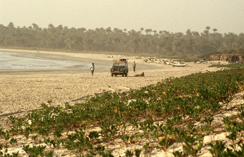 Guinea-23-Seib-1983.jpg - (photo: Roland Seib)