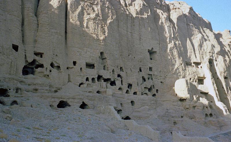 India-11-Seib-1978.jpg - Carve dwellings (© Roland Seib)