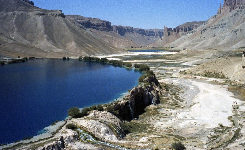 India-21-Seib-1978.jpg - Band-e Haibat, biggest and deepest of the lakes (© Roland Seib)