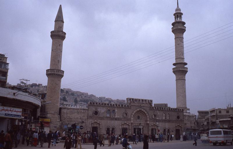 Jordan-02-Seib-1980.jpg - King Hussein Mosque in Amman, the capital of the Kingdom of Jordan (photo bv Roland Seib)