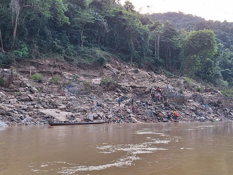 Laos1-80-Seib-2025.jpg - Small-scale gold mining (Photo by Roland Seib)
