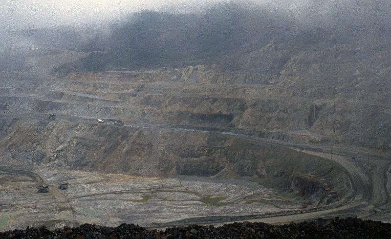 Mining-08-Seib-1997.jpg - ditto (Photo by Roland Seib)