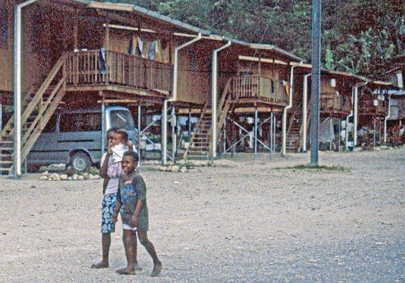 Mining-12-Seib-1997.jpg - New houses of relocated landowners (Photo by Roland Seib)