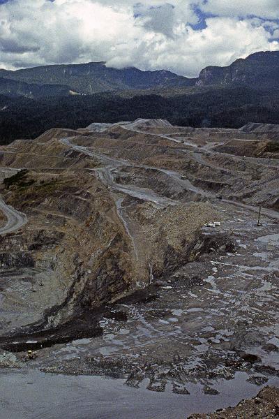 Mining-35-Seib-1998.jpg - ditto (Photo by Roland Seib)