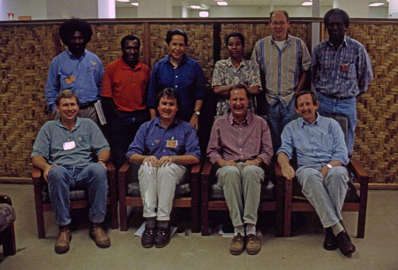 Mining-41-Seib-1998.jpg - PEAK-meeting at the headquarter in Porgera, 4 August 1998 (Photo by Roland Seib)