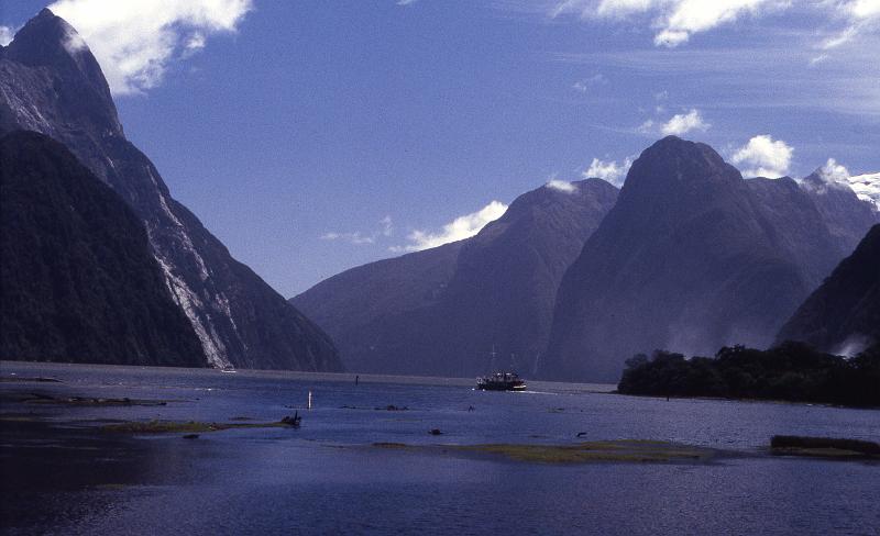 NZ2-18-Seib-1998.jpg - (photo by Roland Seib)