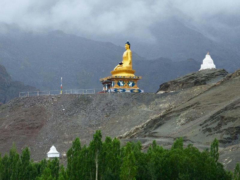 Northindia-09-Wagner-2015.jpg - Giant Golden Buddha (photo by Jason Wagner)