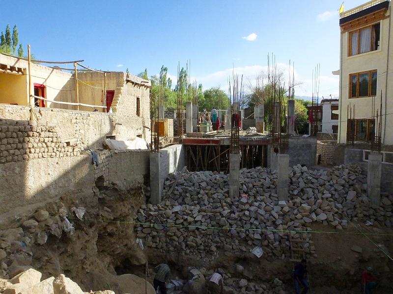 Northindia-95-Wagner-2015.jpg - Construction site in Leh (photo by Jason Wagner)