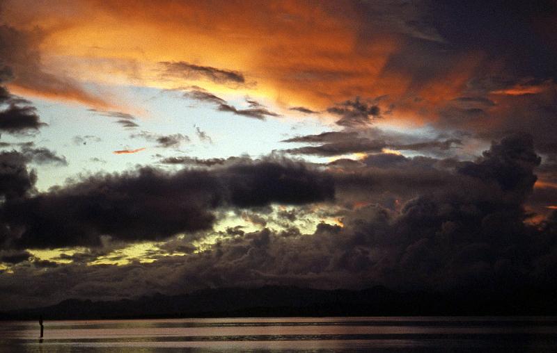Fiji-16-Seib-1988.jpg - ditto (© Roland Seib)