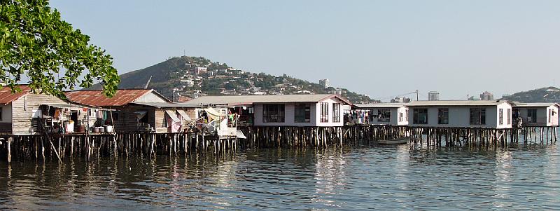 POM-18-Seib-2011.jpg - ditto (Photo by Roland Seib)