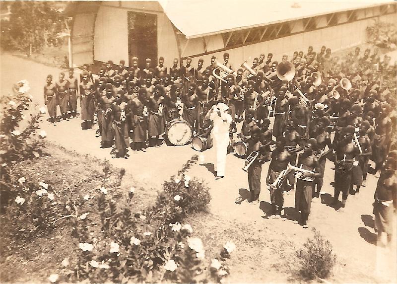 HistPOM-25-1950.jpg - Band Kila 1950 (source: https://sites.google.com/site/moresbyhistory/; accessed: 3.2.2013)