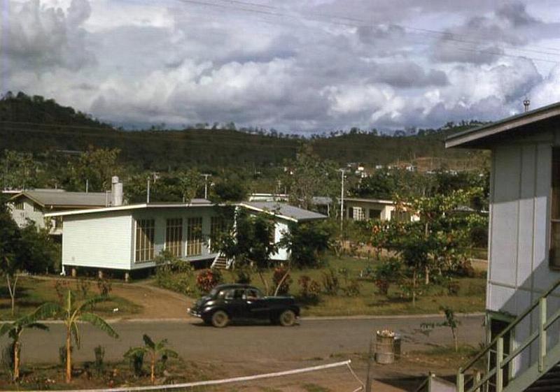 HistPOM-46-1966.jpg - Accomodation 1966 (source: https://sites.google.com/site/moresbyhistory/; accessed: 3.2.2013)