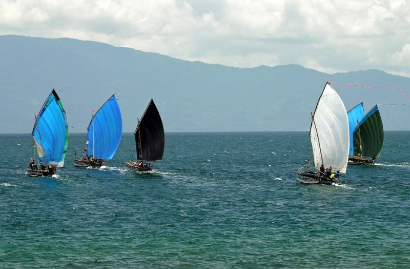 PNG2-10-Seib-2012.jpg - Start of the regatta (Photo by Roland Seib)