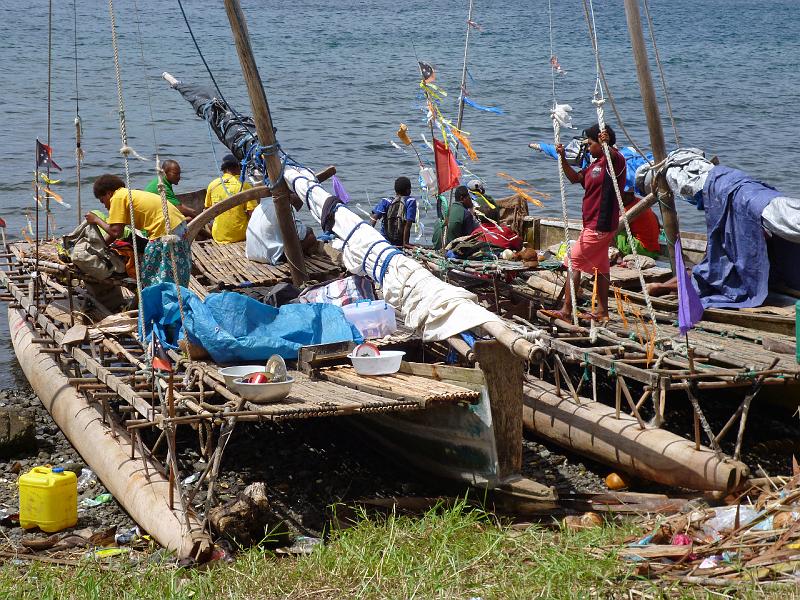 PNG2-12-Seib-2012.jpg - Further preparations (Photo by Roland Seib)