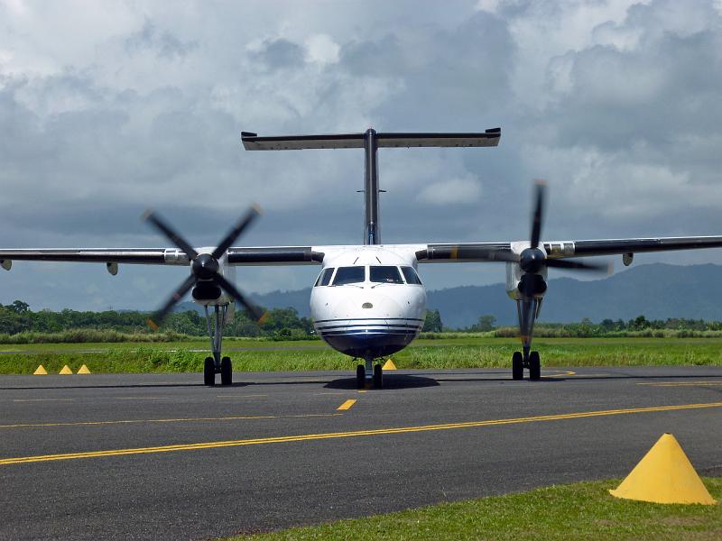 PNG2-37-Seib-2012.jpg - Airlines PNG De Havilland Dash 8 (Photo by Roland Seib)