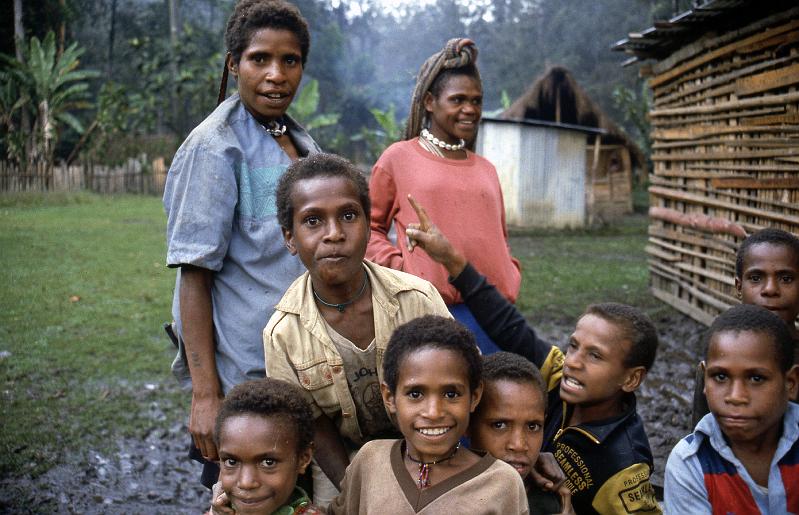 PNG3-78-Seib-1987.jpg - ditto (Photo by Roland Seib)