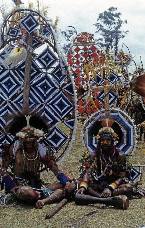 PNG4-19-Seib-1999.jpg - (Photo by Roland Seib)
