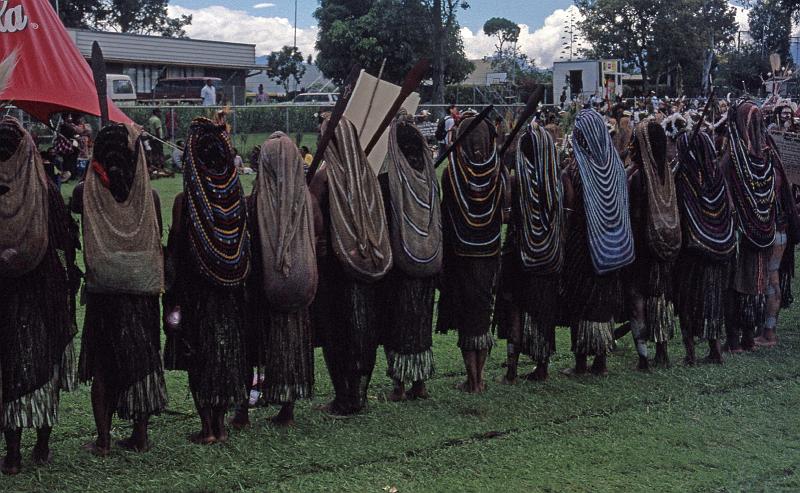 PNG4-24-Seib-2000.jpg - ditto (Photo by Roland Seib)