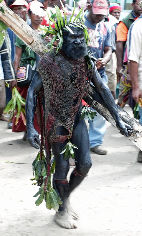 PNG4-31-Seib-2012.jpg - (Photo by Roland Seib)