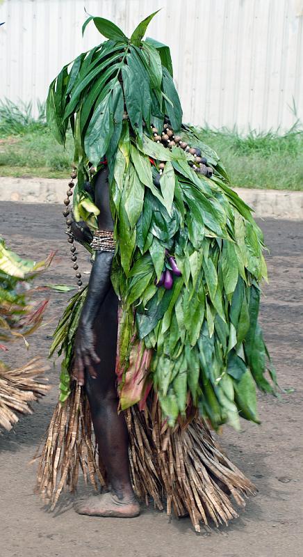 PNG4-35-Seib-2012.jpg - (Photo by Roland Seib)