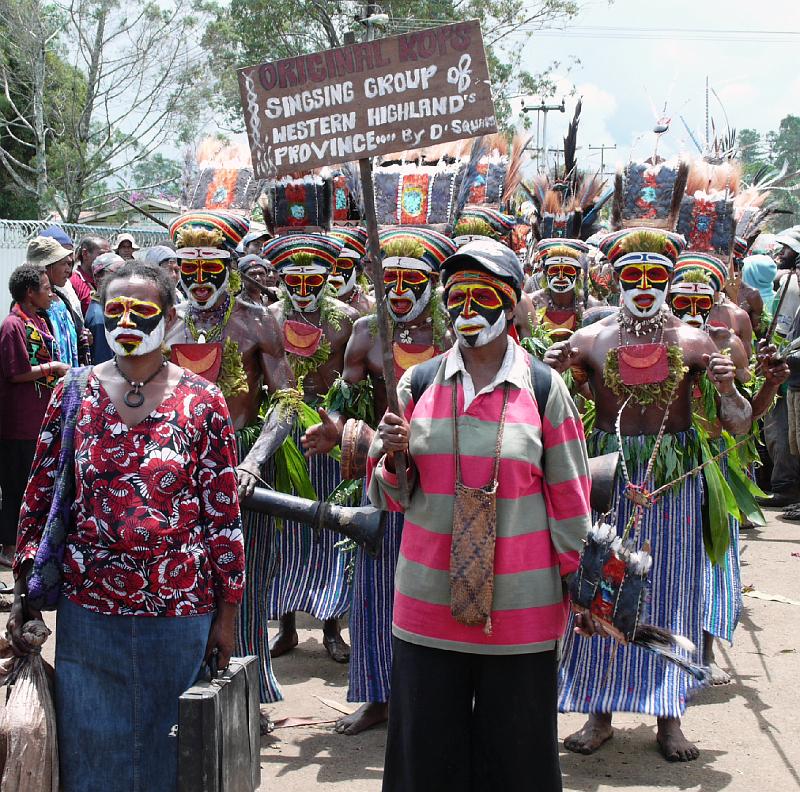 PNG4-61-Seib-2012.jpg - (Photo by Roland Seib)