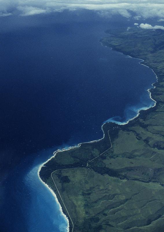 PNG6-014-Seib-1997.jpg - North coast of the PNG mainland, flight to the island Siassi (Photo by Roland Seib)