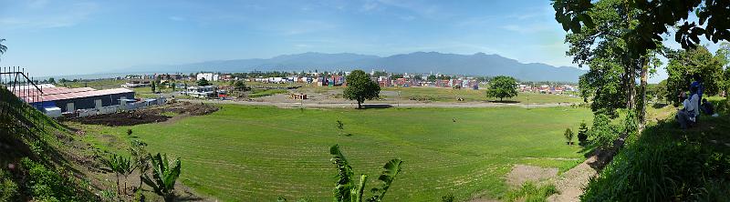 PNG6-023-Seib-2012.jpg - Panorama view to the South of Lae with the new harbour (Photo by Roland Seib)