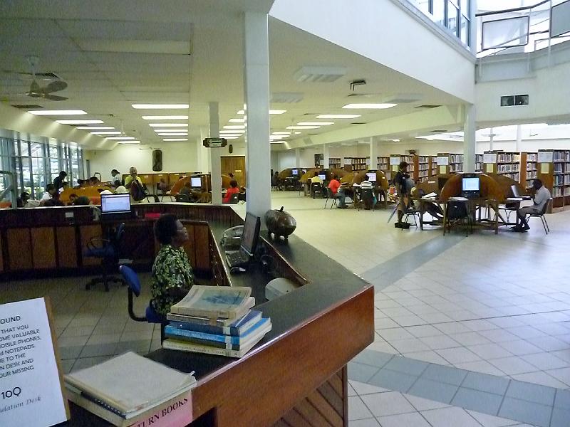 PNG6-072-Seib-2012.jpg - Library of the Divine Word University, Madang 2012 (Photo by Roland Seib)