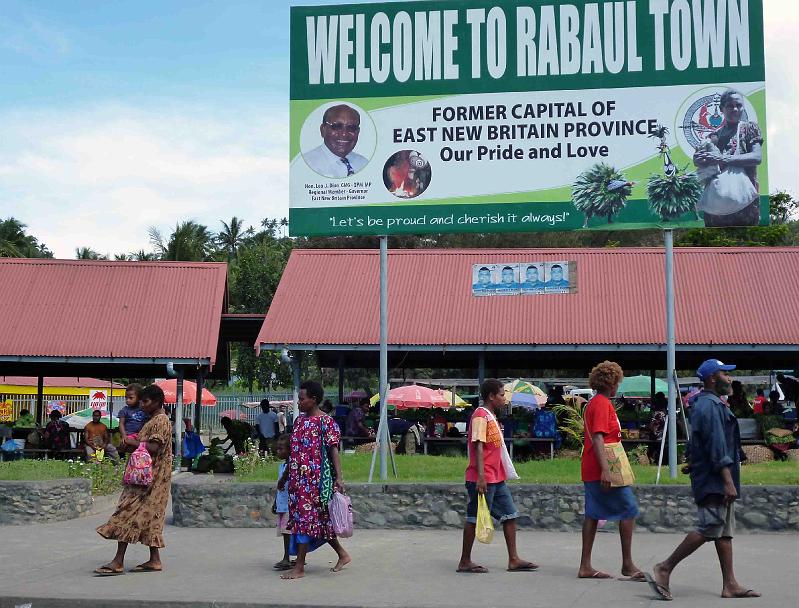 PNG8-04-Seib-2012.jpg - Rabaul market (Photo by Roland Seib)
