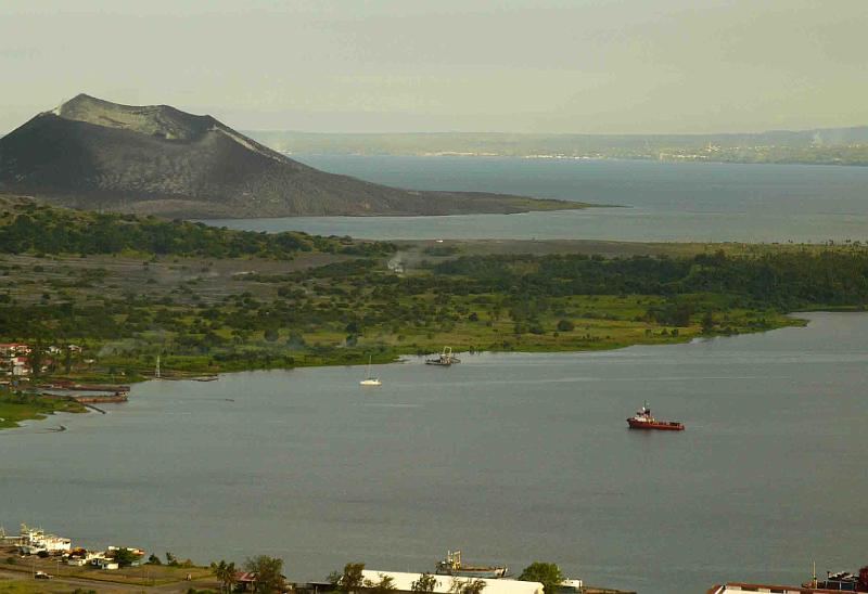 PNG8-10-Seib-2012.jpg - Kokopo at the horizon (Photo by Roland Seib)
