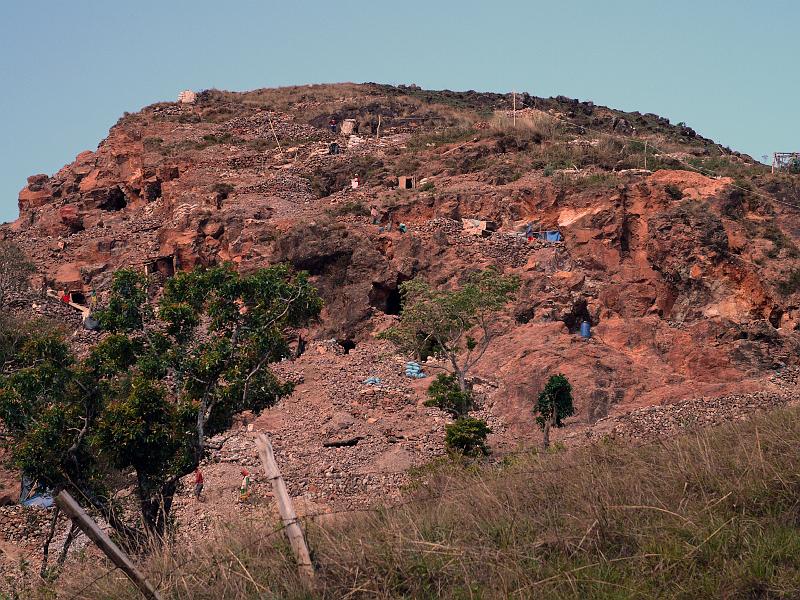 Philippines-12-Seib-2012.jpg - Termite-like penetration of the mountain with mining tunnels in Capcapo (Photo by Roland Seib)