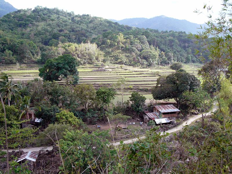 Philippines-15-Seib-2012.jpg - Valley near Mapisla (Photo by Roland Seib)