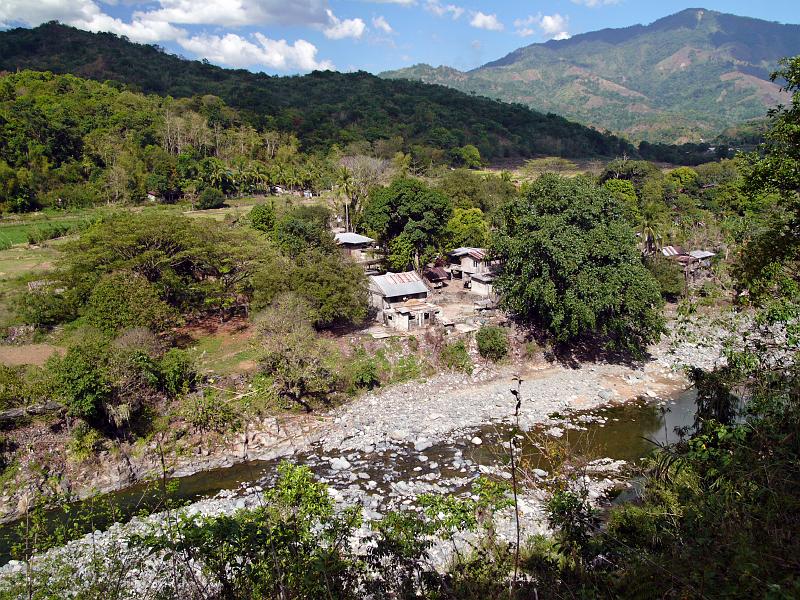 Philippines-44-Seib-2012.jpg - Valley near Mapisla (Photo by Roland Seib)